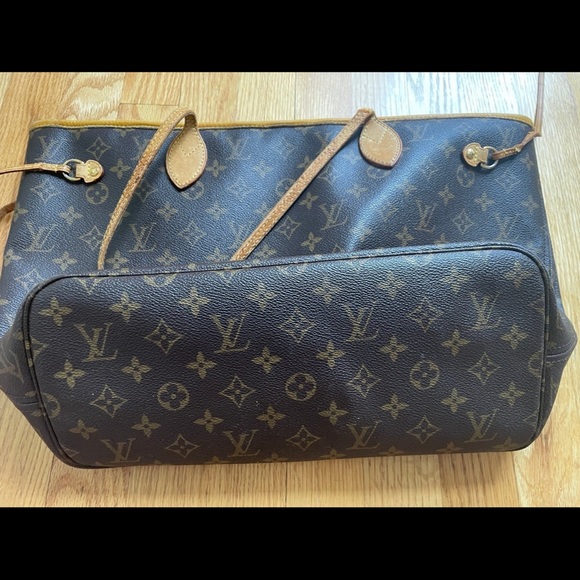 Louis Vuitton Neverfull MM & Wallet - Picture 3 of 16